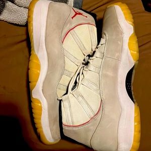 Retro Jordan 11 tan and infer red